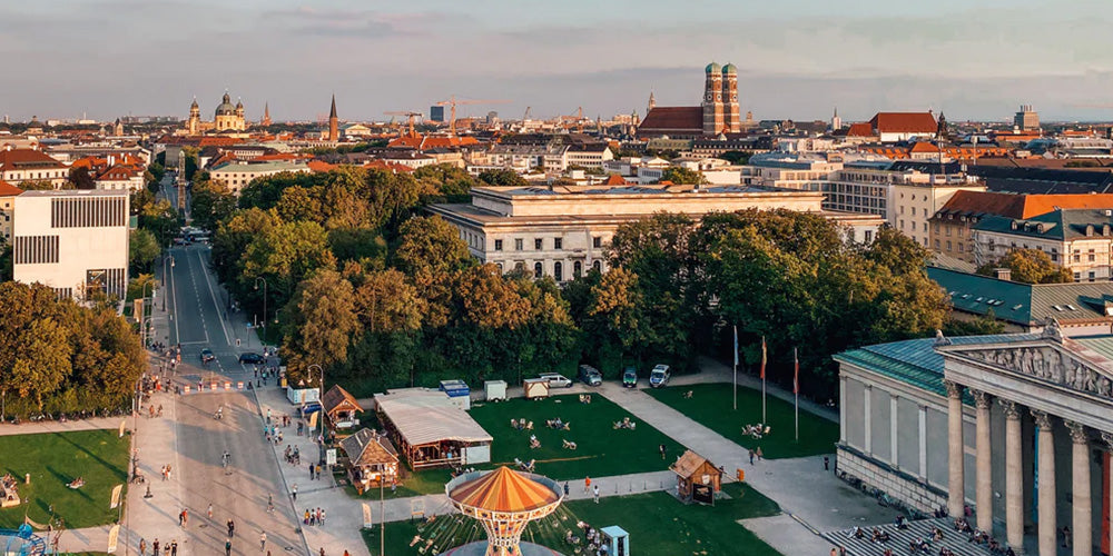 THE EXCLUSIVE ZOÉ LU CITY GUIDE FÜR DAHOAM – MÜNCHEN!